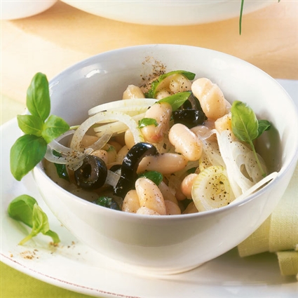 Cholesterinarmer weißer Bohnensalat