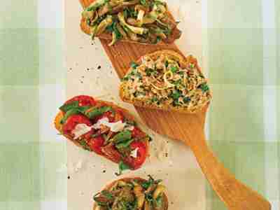 Dreierlei Kräuter-Crostini