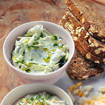 Ziegenfrischkäse mit Bärlauch