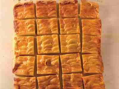 Apfelkuchen mit Karamellcreme