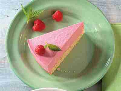 Himbeer-Buttermilch-Torte