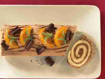 Französische Weihnachtsroulade »Bûche de Noël«