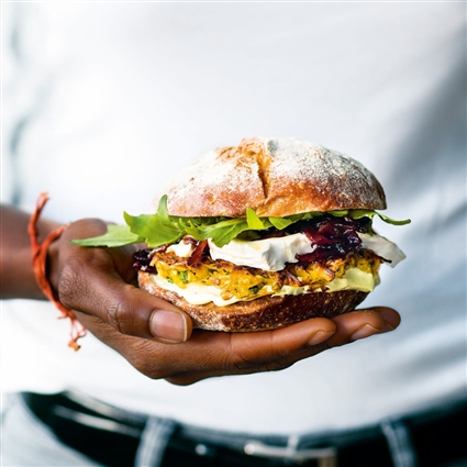 Kürbisburger mit Zwiebel-Confit