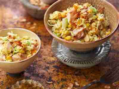 Reissalat mit Hühnchen und Curry-Orangen-Dressing