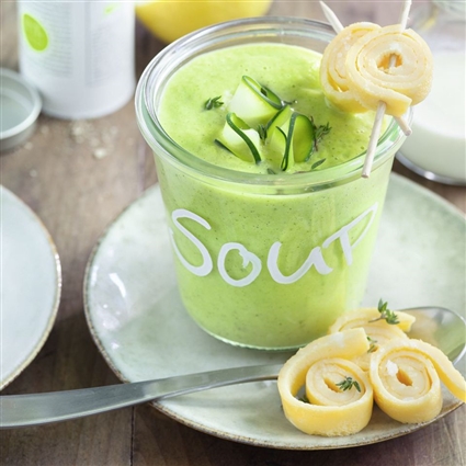 Zucchinicremesuppe mit Ei