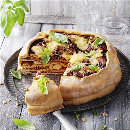 Pizza-Torte mit Hähnchenfilet
