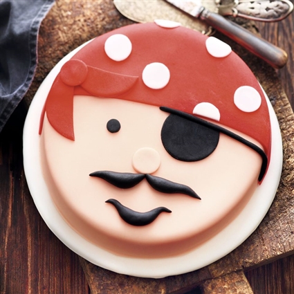 Fondanttorte Piratentorte