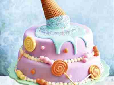 Fondanttorte Candy Cake