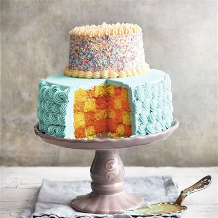 Buttercremetorte Bunte Karotorte