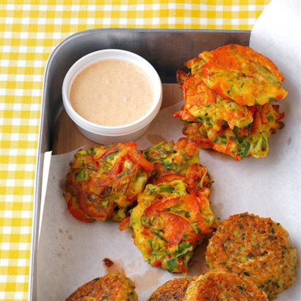 Zucchini-Paprika-Puffer