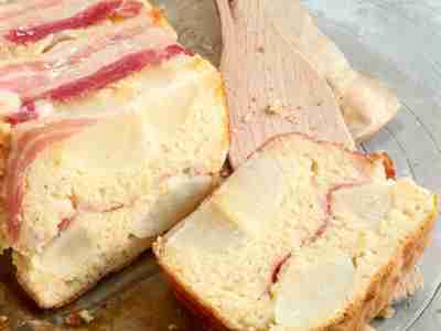 Birnen-Speck-Cake