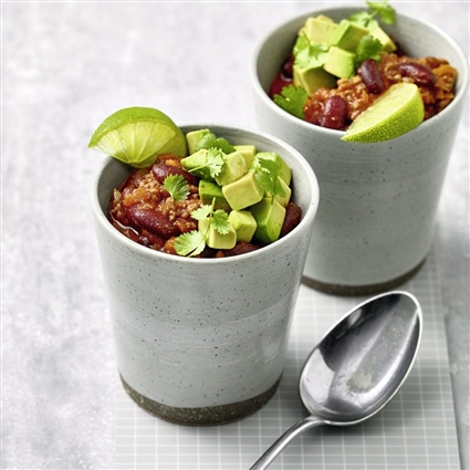 Chili con Carne mit Avocado