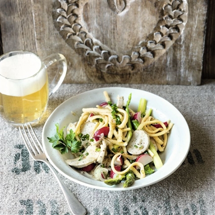 Weißwurstsalat mit Spargel