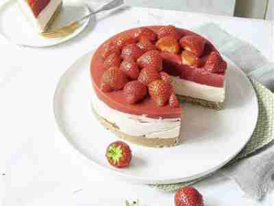 Zuckerfreier Erdbeer-Käsekuchen