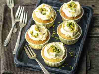 Orangen-Pistazien-Cupcakes