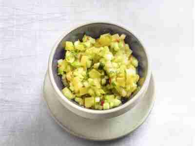 Gurken-Ananas-Tatar