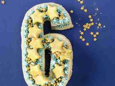 Number Cake mit Sternenhimmel