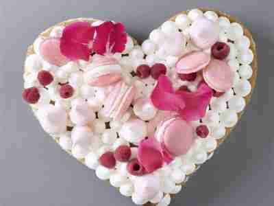 Muttertags-Herz-Torte