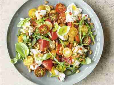 Tomatensalat mit Burrata