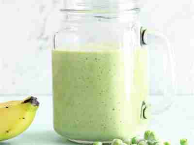 Erbsen-Bananen-Proteinshake