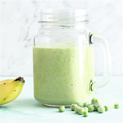 Erbsen-Bananen-Proteinshake