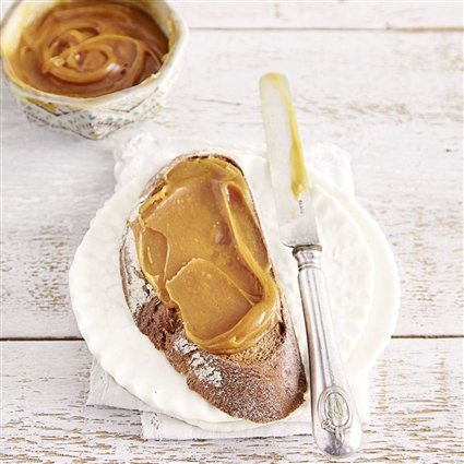 Karamell-Creme mit Fleur de Sel