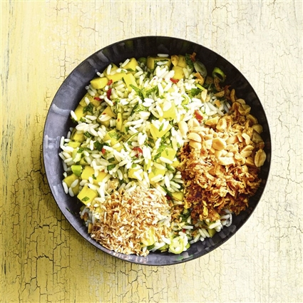 Reissalat mit Mango und Limette