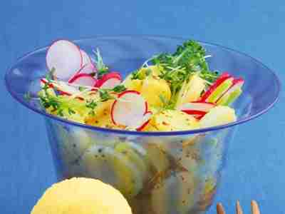 Kartoffelsalat mit Radieschen