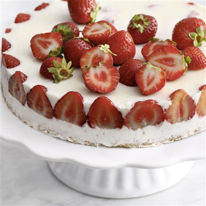 Joghurttorte mit Erdbeeren