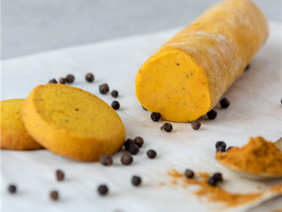 Kurkuma-Rollen-Plätzchen