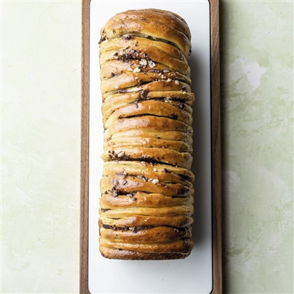 Zupfbrot mit Marzipan-Schokolade