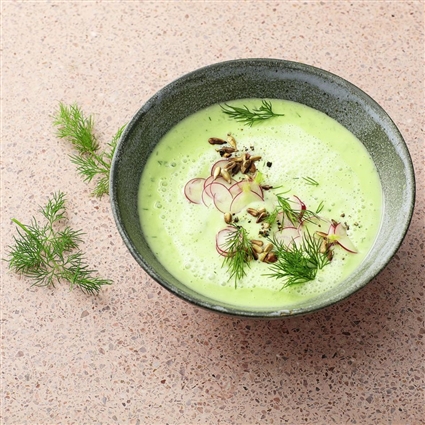 Kalte Avocado-Buttermilch-Suppe