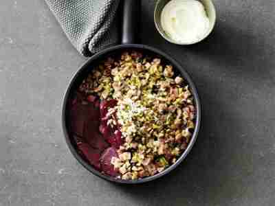 Rote-Bete-Gratin mit Schinken-Topping