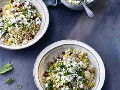 Lauwarmer Couscous-Salat mit Granatapfel