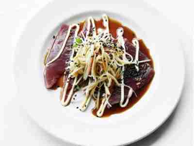 Thunfisch mit japanischer Mayonnaise und Kohlrabi