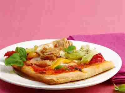 Thunfisch-Pizza mit Artischocken