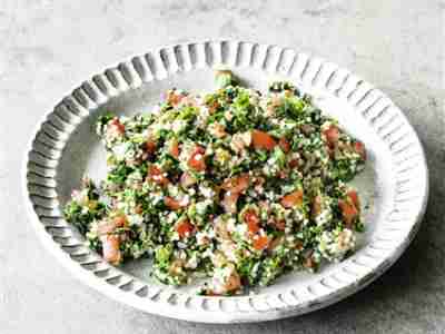 Israelischer Petersiliensalat