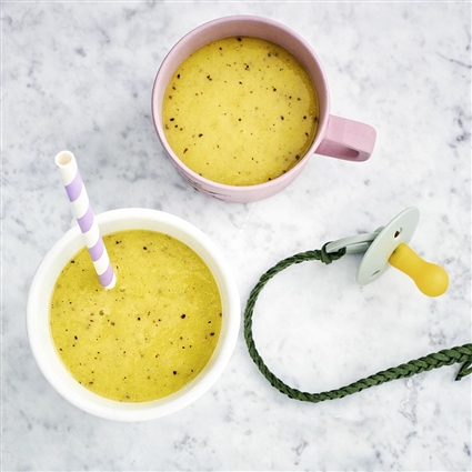 Vitamin-Shake mit Banane, Kiwi und Orange