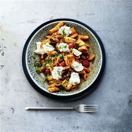 Auberginen-Pasta mit Artischocken
