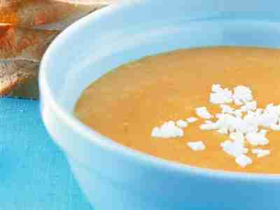 Kartoffel-Käse-Suppe mit Feta