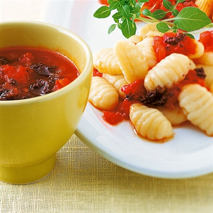 Tomatensauce mit Olivencreme