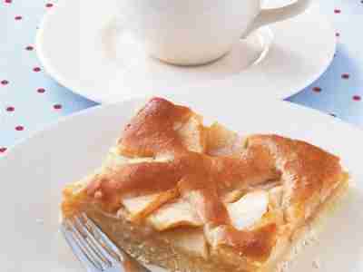 Apfelkuchen mit Marzipan