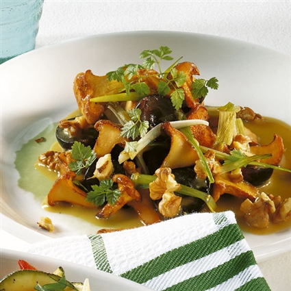 Pilzsalat mit Trauben