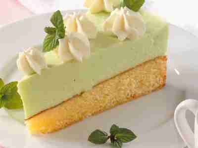 Waldmeister-Sahne-Torte