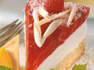 Himbeertorte mit weißer Schokolade