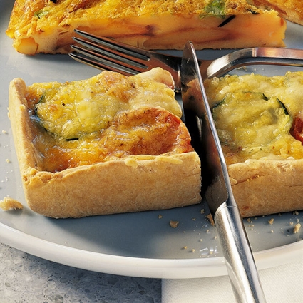 Warmer Zucchinikuchen