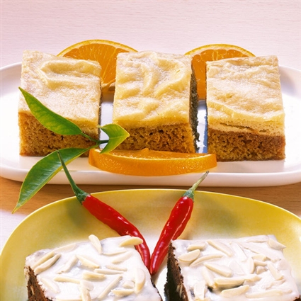 Orangen-Blondies mit Käsehaube