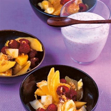 Karibischer Fruchtsalat mit Mandelcreme
