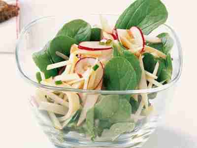 Apfel-Feldsalat mit Käse