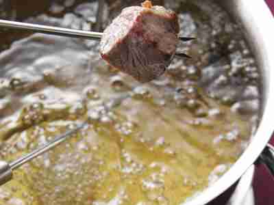 Frittiertes Fleischfondue
